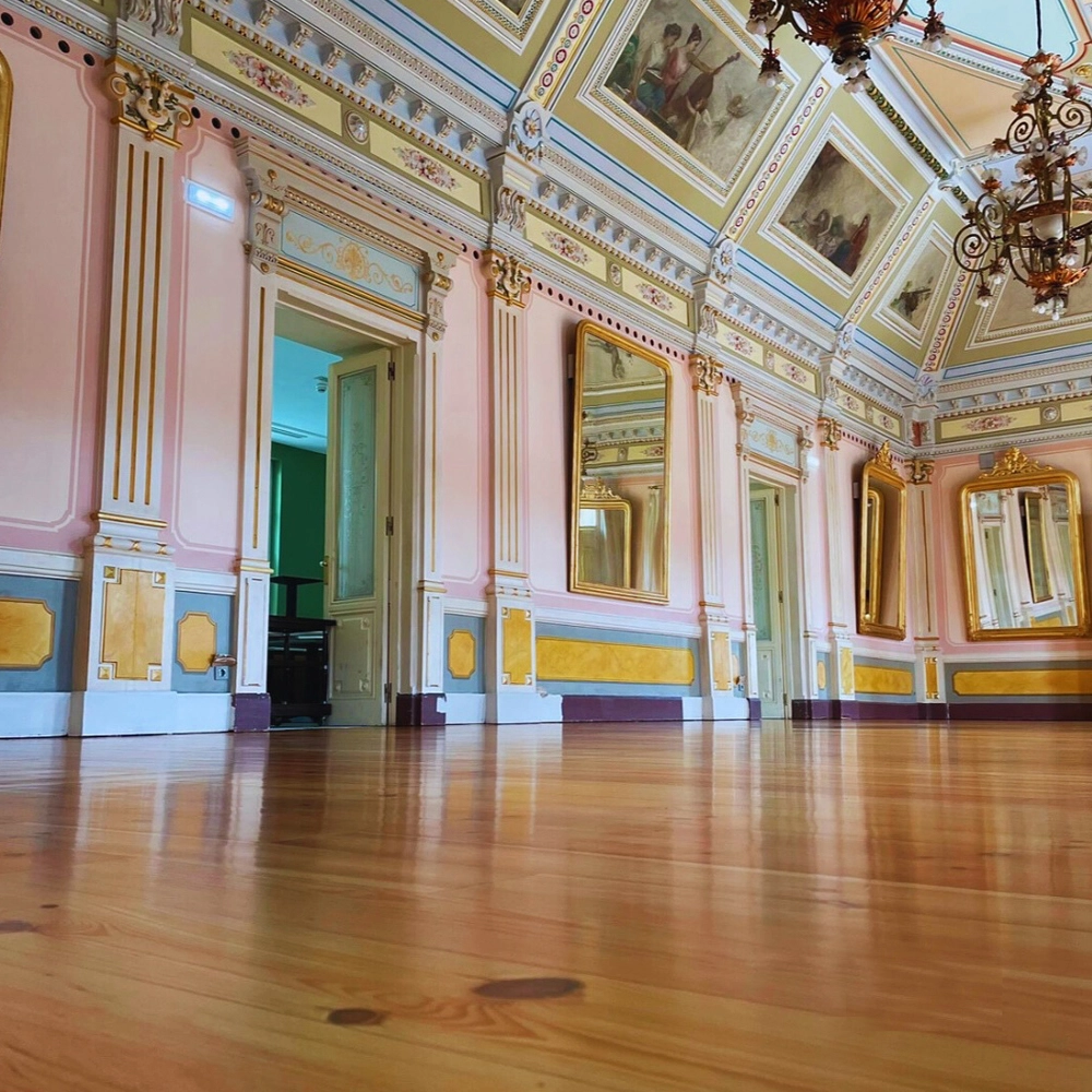 Decopark, mantenimiento de parquet en Balneario de las Caldas (Asturias)